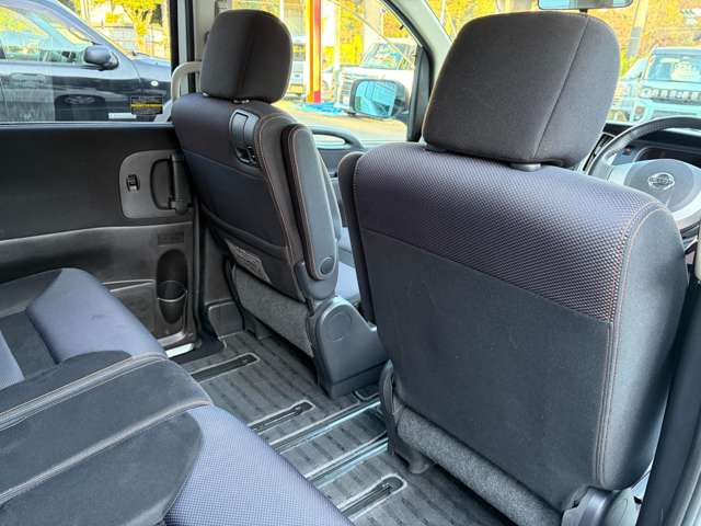 日産 セレナ ２．０ ハイウェイスター Ｖセレクション H22年 (関東) 99