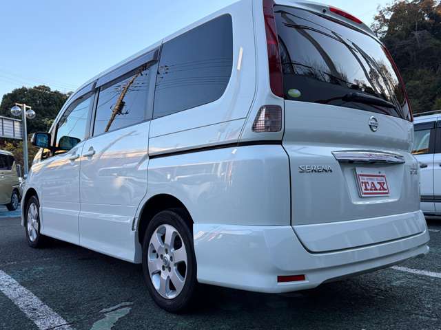 日産 セレナ ２．０ ハイウェイスター Ｖセレクション H22年 (関東) 99