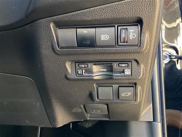 トヨタ カローラクロス　ハイブリッド １．８ ハイブリッド Ｚ R6年 (東海) 99