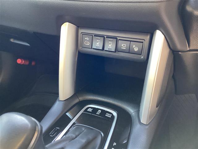 トヨタ カローラクロス　ハイブリッド １．８ ハイブリッド Ｚ R6年 (東海) 99