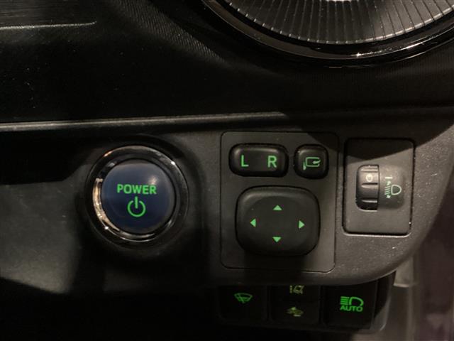 トヨタ アクア １．５ Ｓ スタイルブラック R1年 (東海) 99