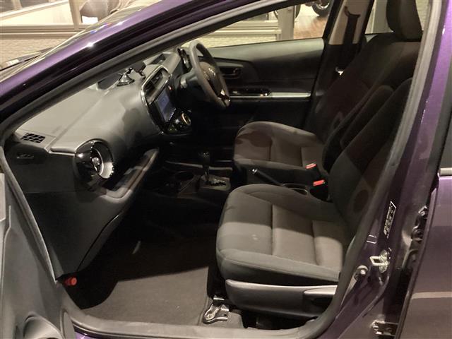 トヨタ アクア １．５ Ｓ スタイルブラック R1年 (東海) 99