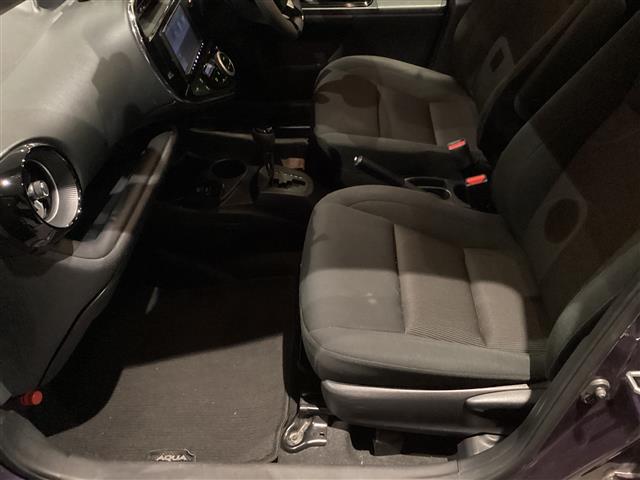 トヨタ アクア １．５ Ｓ スタイルブラック R1年 (東海) 99