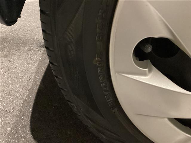 トヨタ アクア １．５ Ｓ スタイルブラック R1年 (東海) 99