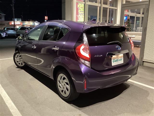 トヨタ アクア １．５ Ｓ スタイルブラック R1年 (東海) 99