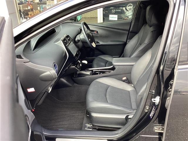 トヨタ プリウス １．８ Ｓ ツーリングセレクション H28年 (東海) 99