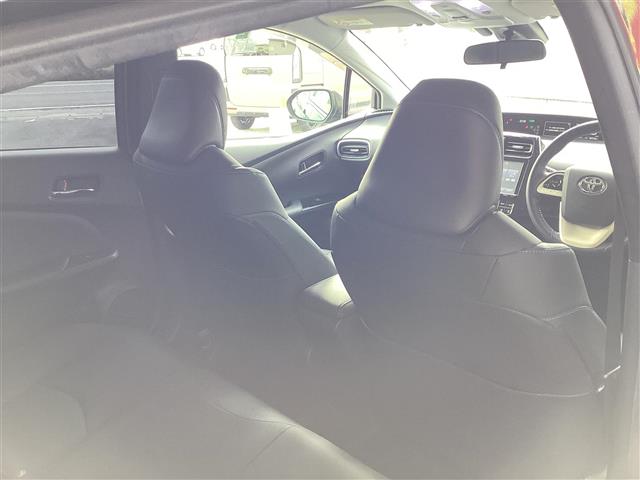 トヨタ プリウス １．８ Ｓ ツーリングセレクション H28年 (東海) 99