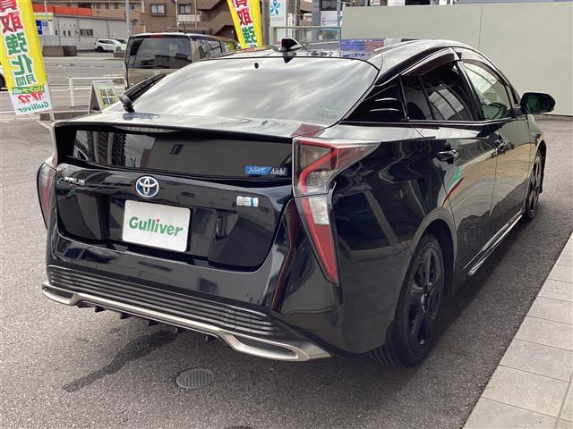 トヨタ プリウス １．８ Ｓ ツーリングセレクション H28年 (東海) 99