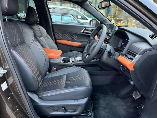 三菱 アウトランダーＰＨＥＶ ＰＨＥＶ ２．４ Ｐ ４ＷＤ R4年 (東海) 99