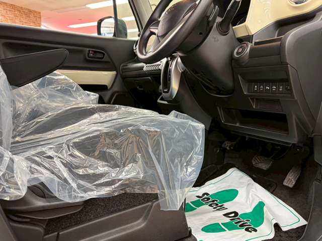 スズキ クロスビー １．０ ハイブリッド ＭＸ ４ＷＤ R1年 (北海道) 99