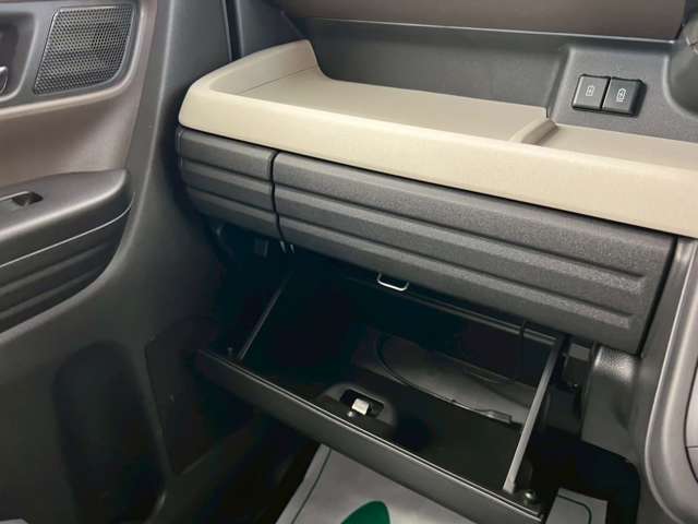 スズキ スペーシア ６６０ ハイブリッド Ｘ ４ＷＤ R5年 (北海道) 99