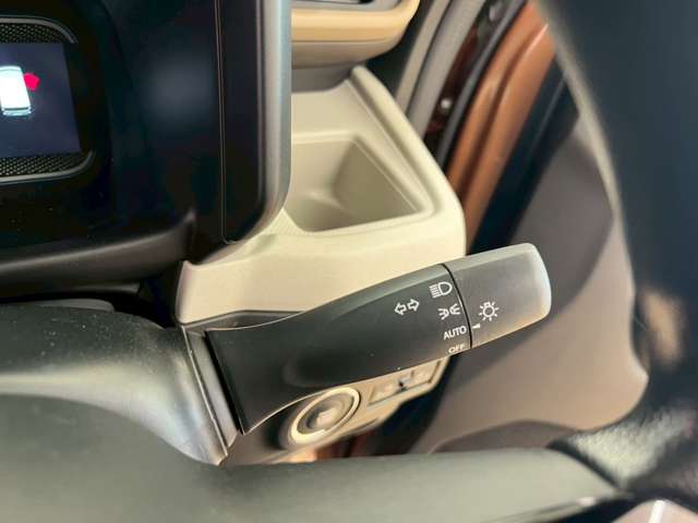 スズキ スペーシア ６６０ ハイブリッド Ｘ ４ＷＤ R5年 (北海道) 99