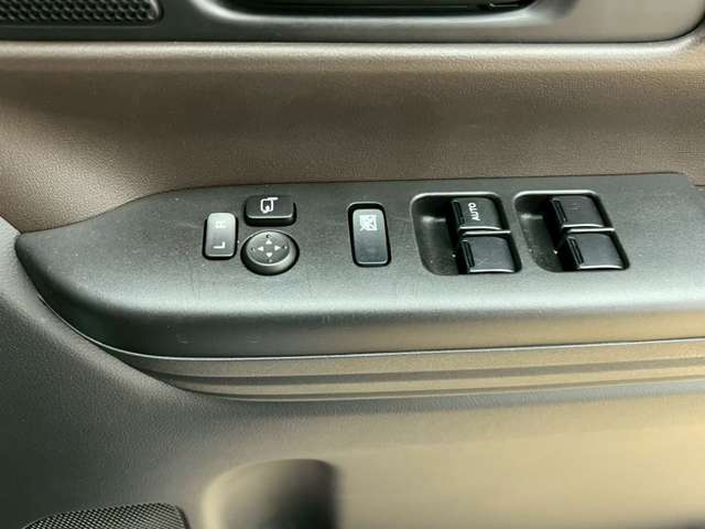 スズキ スペーシア ６６０ ハイブリッド Ｘ ４ＷＤ R5年 (北海道) 99