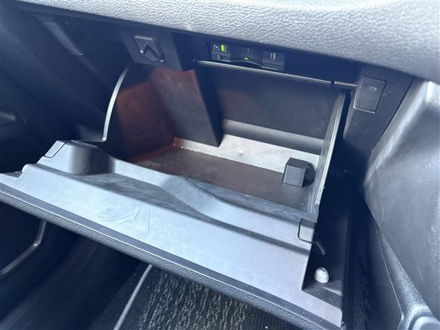 ジープ レネゲード リミテッド R3年 (東北) 99