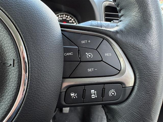 ジープ レネゲード リミテッド R3年 (東北) 99