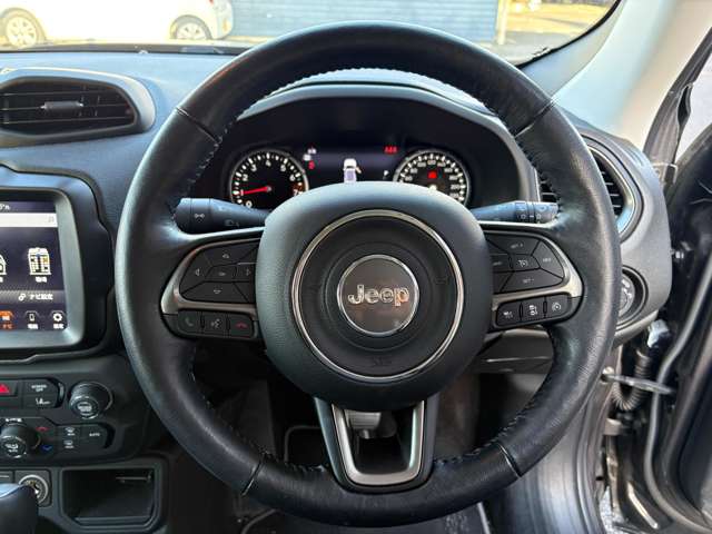 ジープ レネゲード リミテッド R3年 (東北) 99