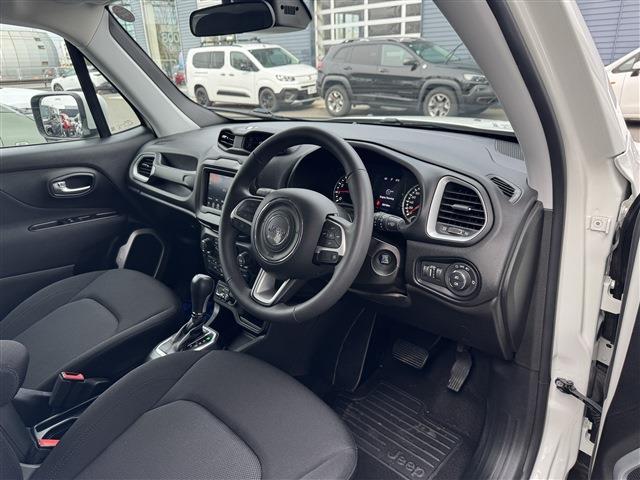 ジープ レネゲード ロンジチュード R2年 (東北) 99