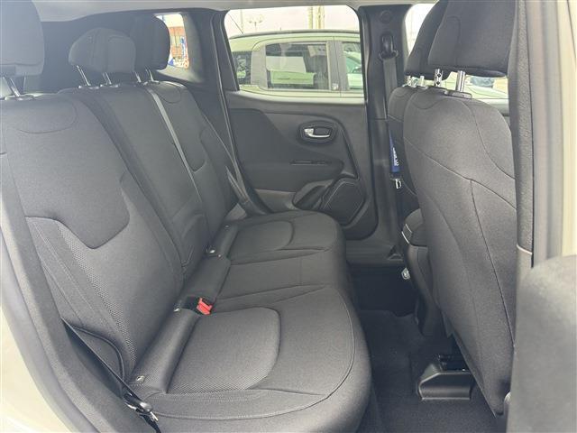 ジープ レネゲード ロンジチュード R2年 (東北) 99