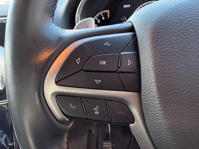 ジープ グランドチェロキー リミテッド ４ＷＤ R2年 (東北) 99