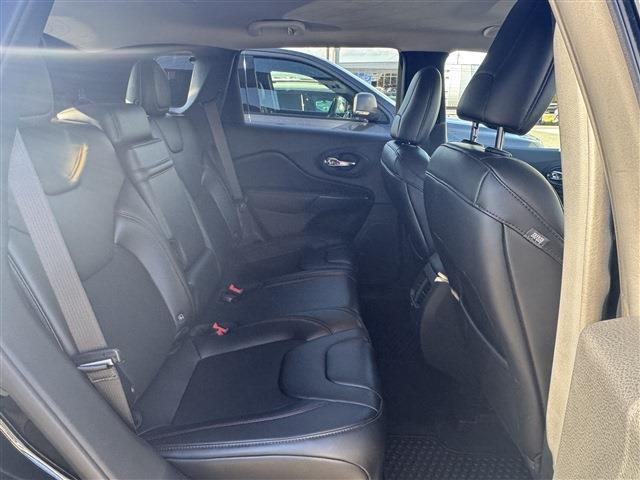 ジープ チェロキー トレイルホーク ４ＷＤ R1年 (東北) 99