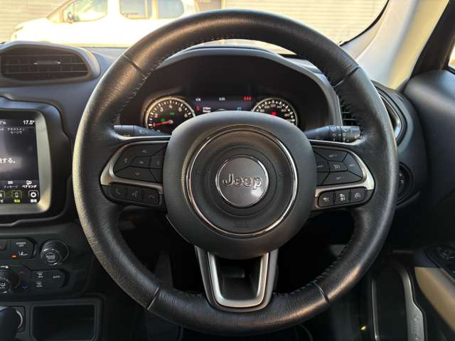 ジープ レネゲード リミテッド R3年 (東北) 99