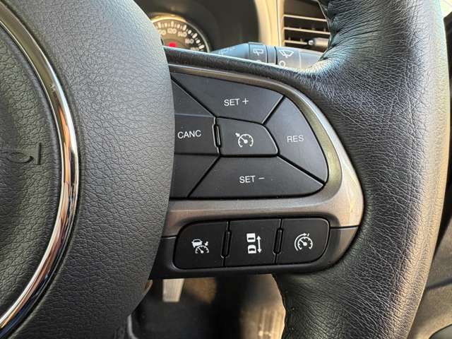 ジープ レネゲード リミテッド R3年 (東北) 99