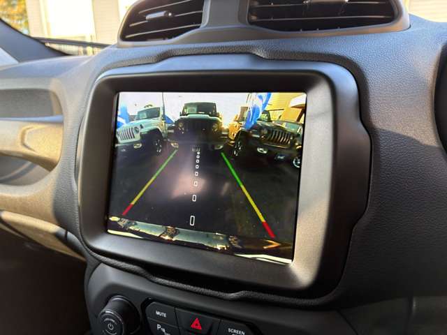 ジープ レネゲード リミテッド R3年 (東北) 99