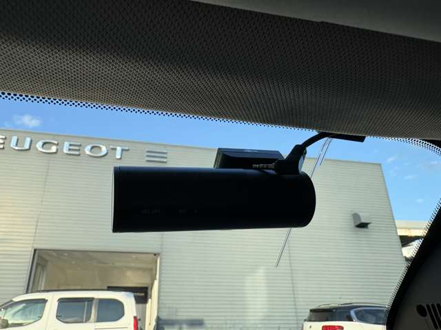 ジープ レネゲード リミテッド R3年 (東北) 99