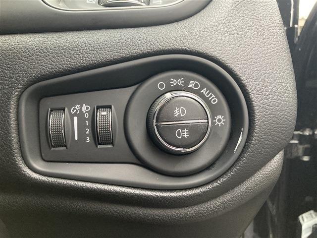 ジープ レネゲード リミテッド R2年 (東北) 99