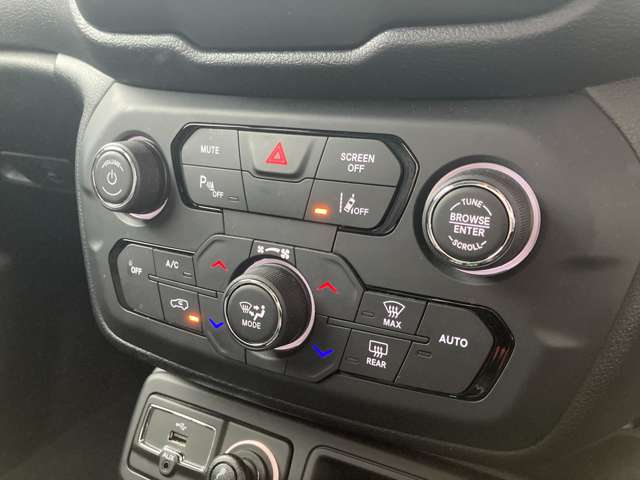 ジープ レネゲード リミテッド R2年 (東北) 99