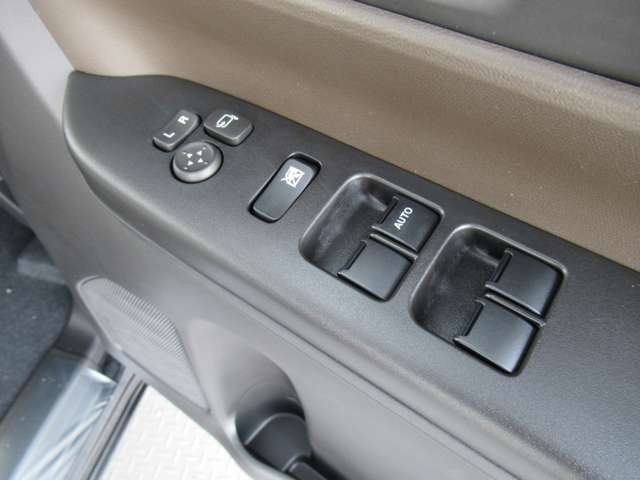 スズキ スペーシア ６６０ ハイブリッド Ｇ R7年 (東北) 99