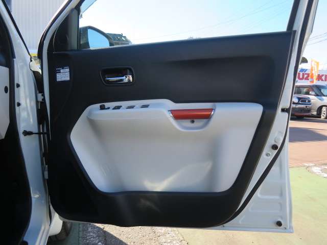 スズキ イグニス １．２ ハイブリッド ＭＺ セーフティパッケージ装着車 H28年 (関東) 99