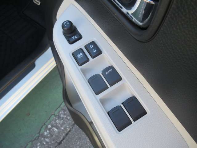 スズキ イグニス １．２ ハイブリッド ＭＺ セーフティパッケージ装着車 H28年 (関東) 99