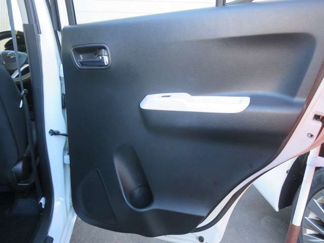 スズキ イグニス １．２ ハイブリッド ＭＺ セーフティパッケージ装着車 H28年 (関東) 99