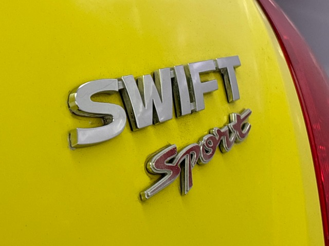 スズキ スイフト １．６ スポーツ H28年 (東海) 99