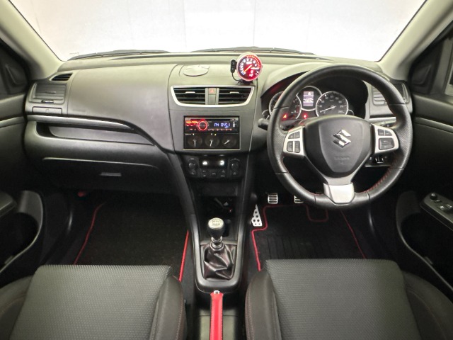 スズキ スイフト １．６ スポーツ H28年 (東海) 99