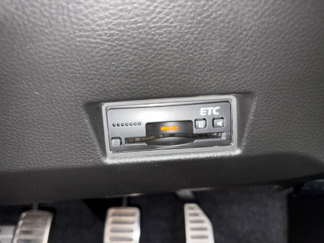 スズキ スイフト １．６ スポーツ H28年 (東海) 99