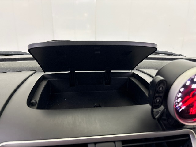 スズキ スイフト １．６ スポーツ H28年 (東海) 99