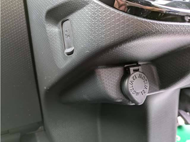 ダイハツ タント ６６０ カスタム Ｘ R7年 (関東) 99