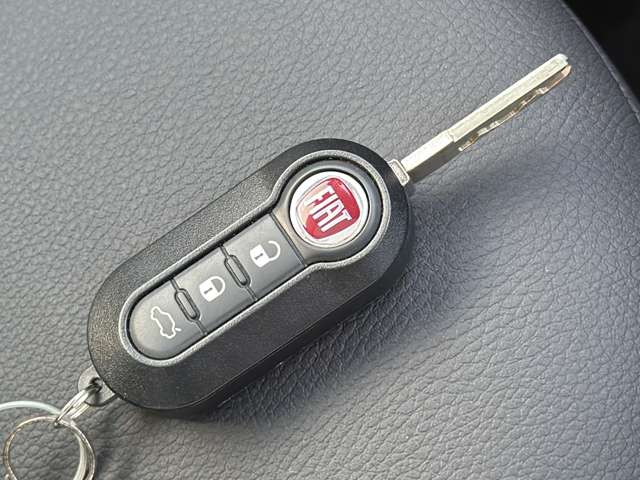 フィアット ５００（チンクエチェント） ツインエア ドルチェヴィータ R7年 (近畿) 99