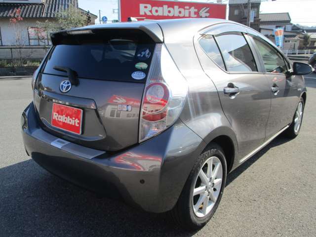 トヨタ アクア １．５ Ｇ H25年 (中国) 99