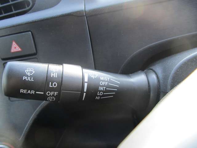 トヨタ アクア １．５ Ｇ H25年 (中国) 99