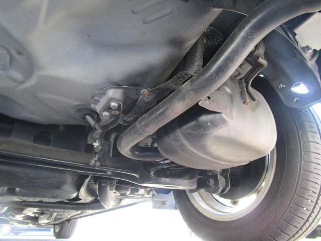 トヨタ アクア １．５ Ｇ H25年 (中国) 99