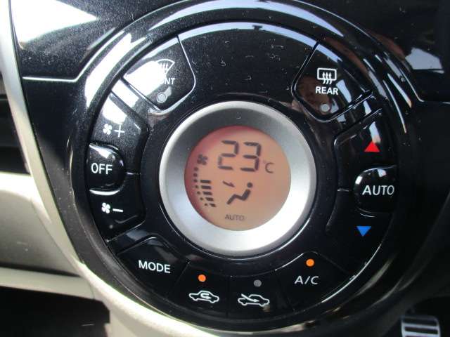 日産 マーチ １．５ ＮＩＳＭＯ Ｓ H27年 (中国) 99