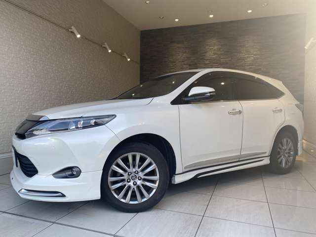 トヨタ ハリアー ２．０ プレミアム アドバンストパッケージ H28年 () 99