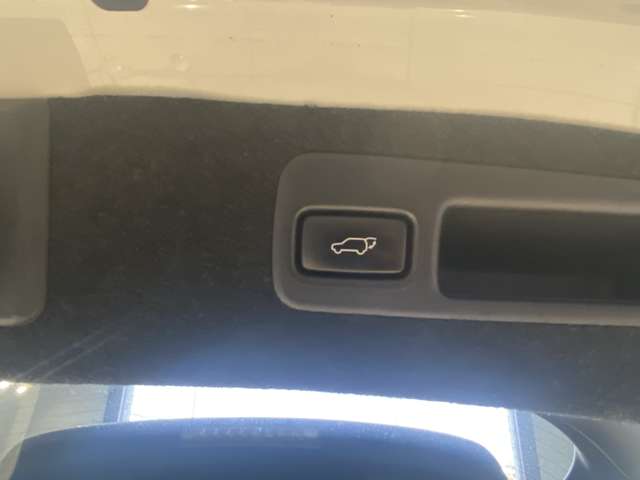 トヨタ ハリアー ２．０ プレミアム アドバンストパッケージ H28年 () 99