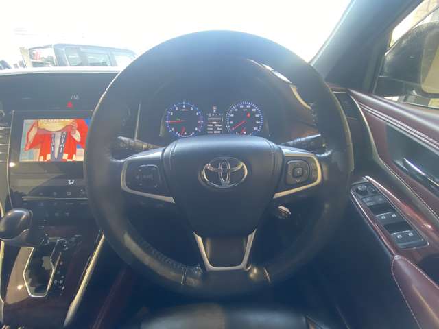 トヨタ ハリアー ２．０ プレミアム アドバンストパッケージ H28年 () 99