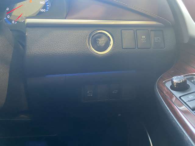 トヨタ ハリアー ２．０ プレミアム アドバンストパッケージ H28年 () 99