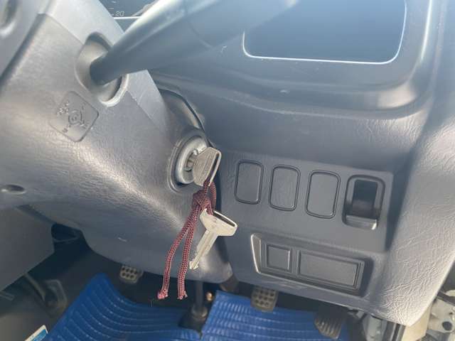 ダイハツ ハイゼットトラック ６６０ スペシャル ３方開 H16年 () 99