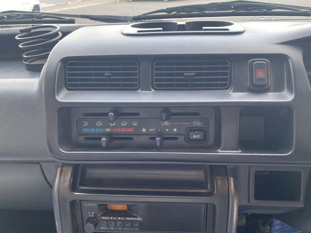 ダイハツ ハイゼットトラック ６６０ スペシャル ３方開 H16年 () 99